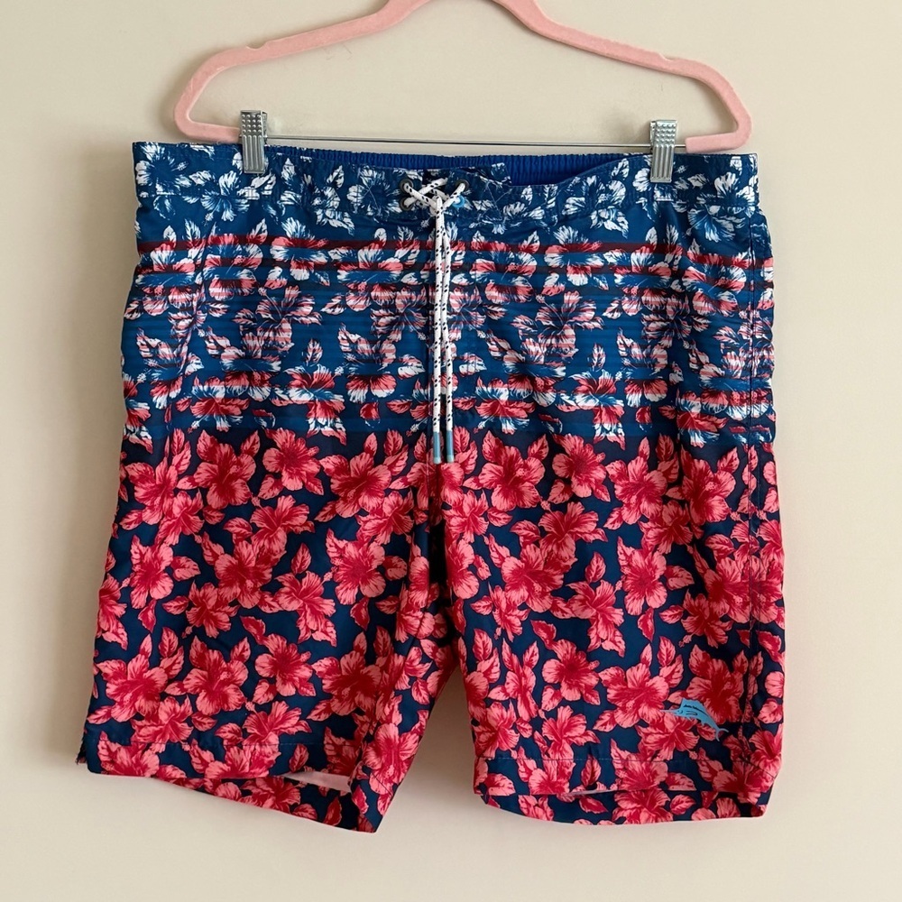 TOMMY BAHAMA Baja Flora Stripes 8" Swim Board Shorts Size XL